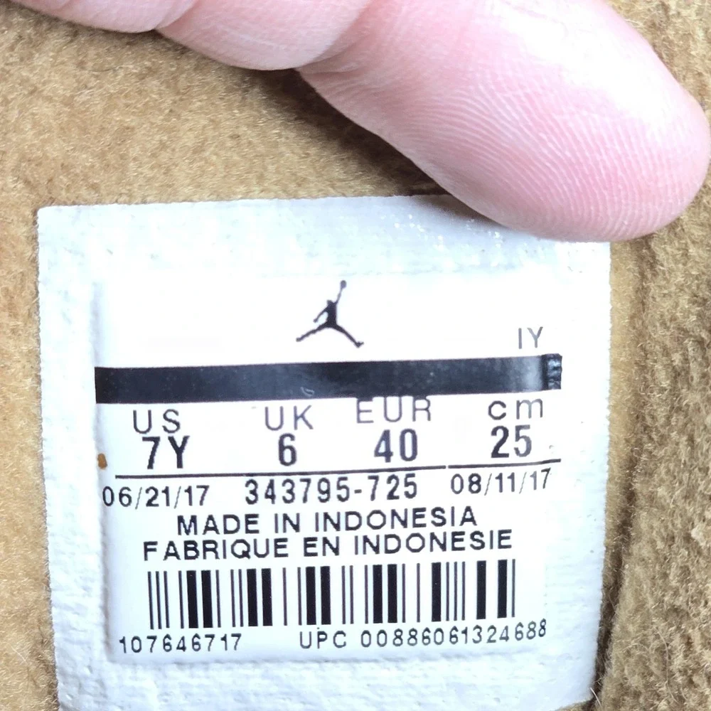 Jordan True Flight Golden Harvest Shoes‎ Mens Size 7Y 343795-725 Basketball